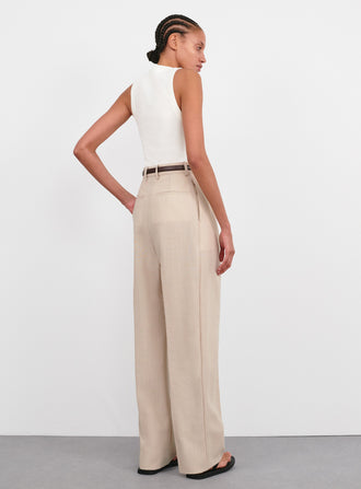 Light Mid Rise Trouser