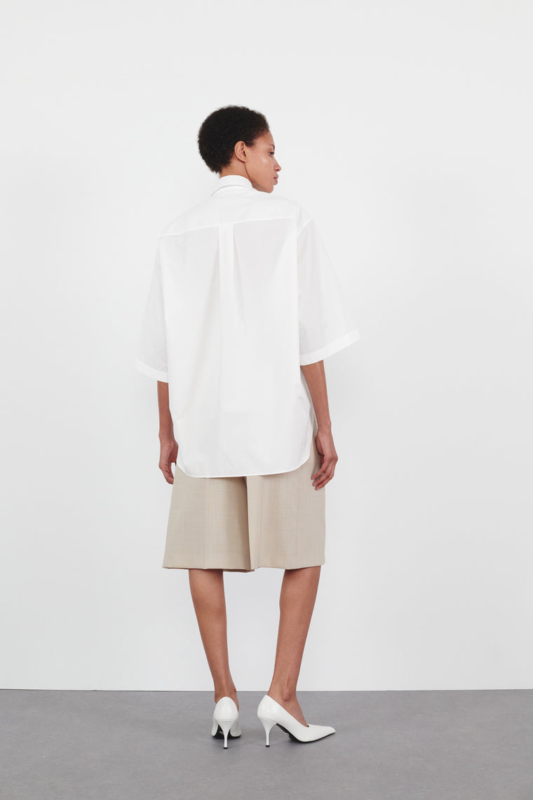 Light Mid Rise Short